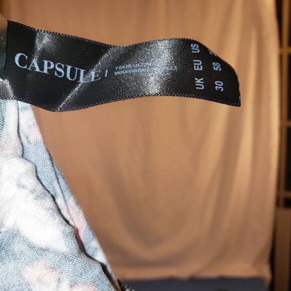 CAPSULE Floral Print Leggings - Black/Red/White - Size 24 - Picture 8 of 8